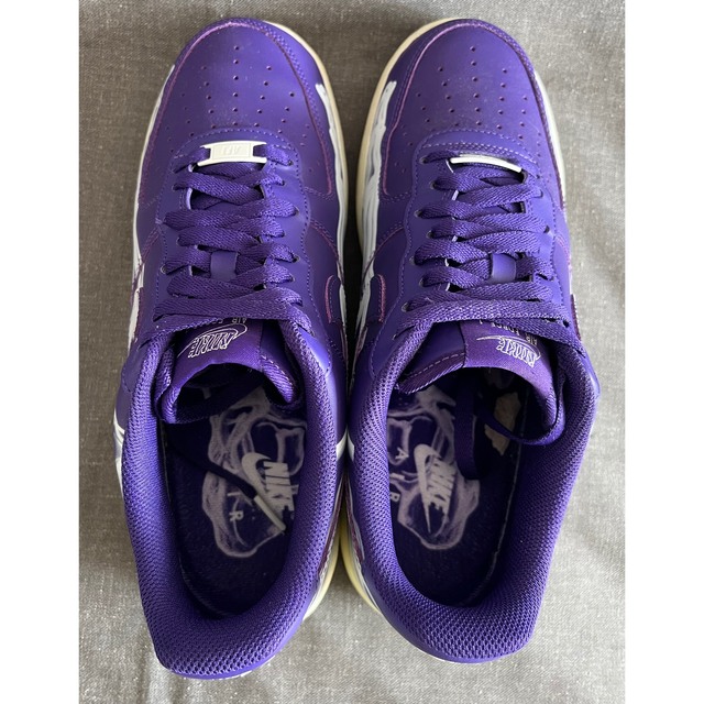 NIKE(ナイキ)のNIKE AIR FORCE 1 PURPLE SKELETON 28 メンズの靴/シューズ(スニーカー)の商品写真