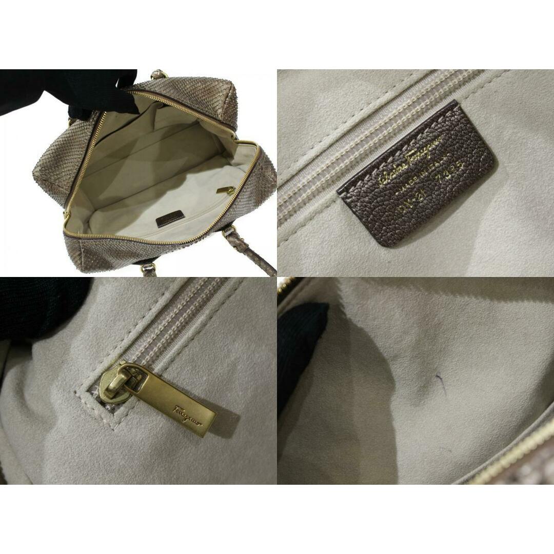 【布袋あり】FERRAGAMO　パイソンレザーハンドバッグ　DY-21 7385　ブロンズ系　レザー　ゴールド金具　レディース　シンプル　ギフト　プレゼント包装可　【中古】　松前R56号店 レディースのバッグ(ハンドバッグ)の商品写真