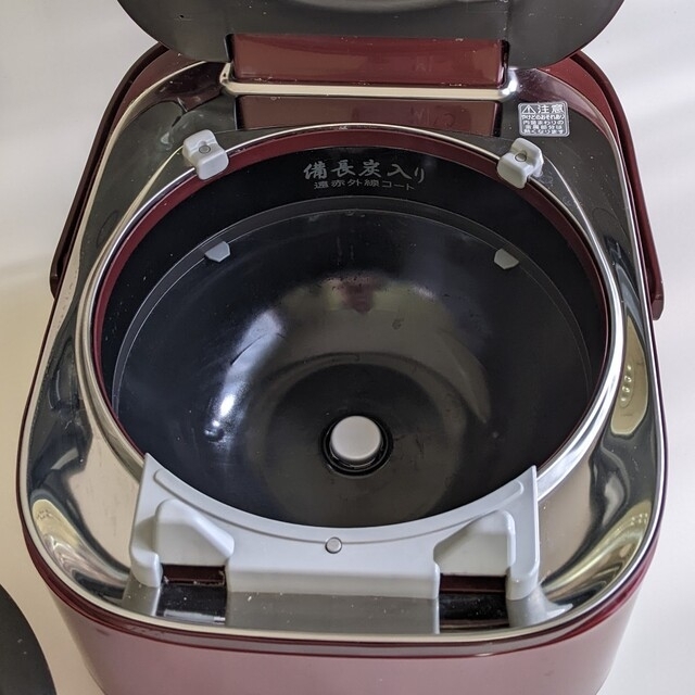 炊飯器 TOSHIBA 真空圧力IH RC-10VXJ