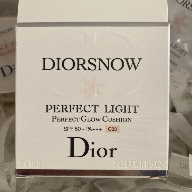 Christian Dior(クリスチャンディオール)のDIORSNOW ディオールスノー クッションファンデC03 コスメ/美容のベースメイク/化粧品(ファンデーション)の商品写真