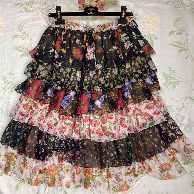 D&G ドルチェ&ガッバーナ DOLCE&GABBANA 花柄 スカート-