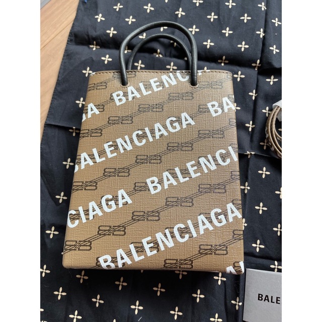 バレンシアガ balenciaga BBモノグラム ショッピング フォンホルダー