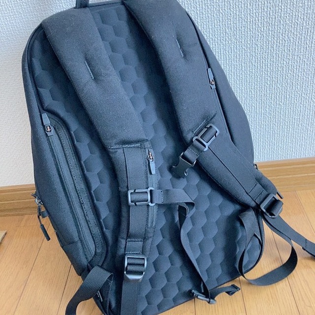 WEXLEY ウェクスレイ　STEM BACKPACK メンズのバッグ(バッグパック/リュック)の商品写真