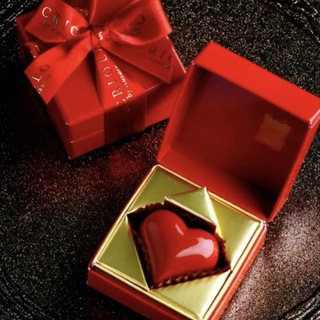 西武池袋オンラインのみ販売　バレンタイン チョコレート クリオロ/プロポリス(菓子/デザート)