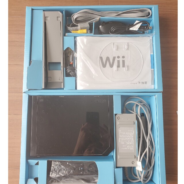 Nintendo Wii RVL-S-KAAH エンタメ/ホビーのゲームソフト/ゲーム機本体(家庭用ゲーム機本体)の商品写真