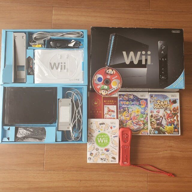 Nintendo Wii RVL-S-KAAH エンタメ/ホビーのゲームソフト/ゲーム機本体(家庭用ゲーム機本体)の商品写真
