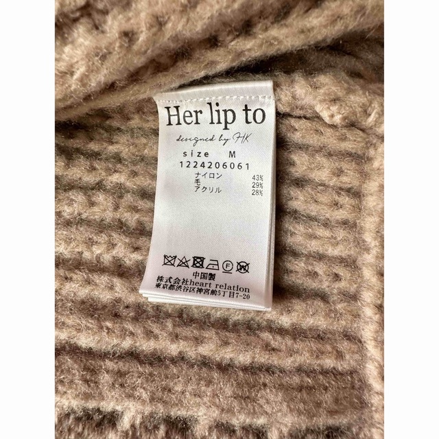 Her lip to(ハーリップトゥ)のHerlipto Double Bow Cable Knit Cardigan レディースのトップス(カーディガン)の商品写真