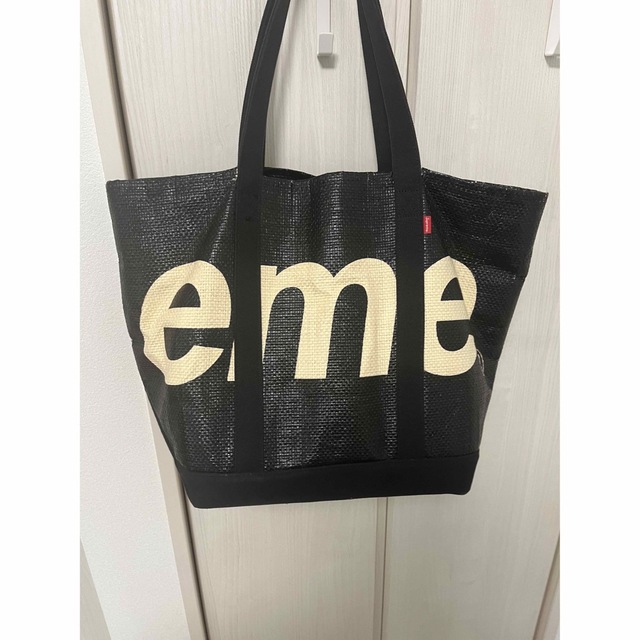 Supreme(シュプリーム)のsupreme raffia tote bag メンズのバッグ(トートバッグ)の商品写真