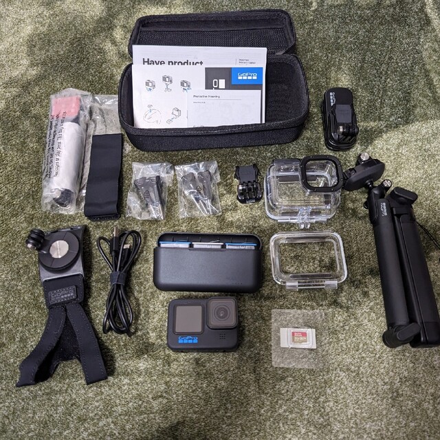 GoPro(ゴープロ)のGoPro hero10 本体 +別売りアクセサリー スマホ/家電/カメラのカメラ(ビデオカメラ)の商品写真