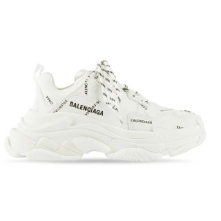 バレンシアガ(Balenciaga)のbalenciaga TRIPLE S  ALLOVER LOGO スニーカー(スニーカー)