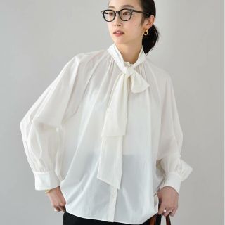 アンタイトル(UNTITLED)のUNTITLED クラシックボウタイブラウス 新品(シャツ/ブラウス(長袖/七分))