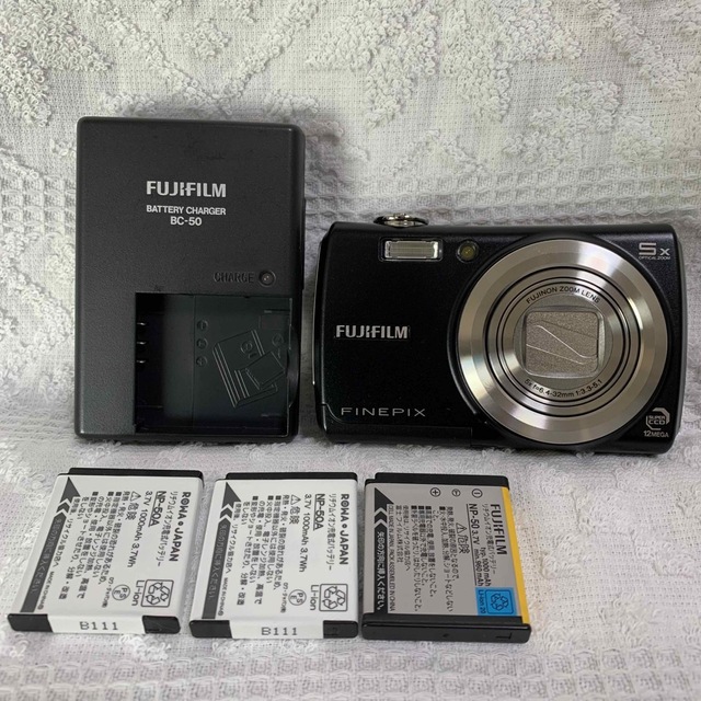 FUJIFILM Finepix F100fd コンパクトデジカメスマホ/家電/カメラ