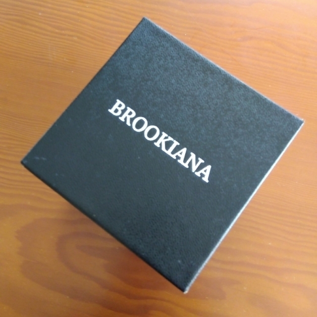 新品未使用【BROOKIANA】ソーラー発電金属バンド調整工具付100M防水ダイ メンズの時計(腕時計(アナログ))の商品写真