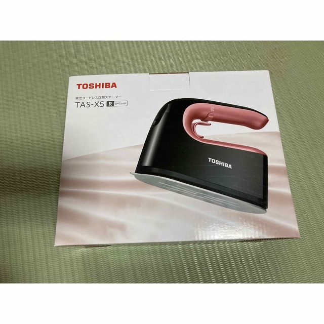 TOSHIBA コードレス衣類スチーマー TAS-X5(R)