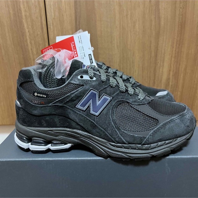 BEAMS × New Balance 2002R GORE-TEX 23.0