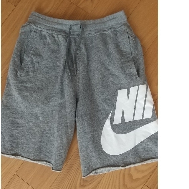 NIKE(ナイキ)のNIKE パンツ ショート ジュニア キッズ/ベビー/マタニティのキッズ服男の子用(90cm~)(パンツ/スパッツ)の商品写真