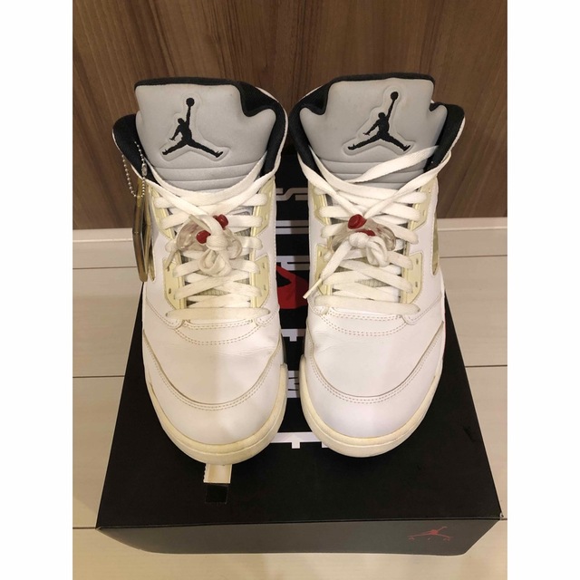 Supreme(シュプリーム)のSupreme NIKE AIR JORDAN 5 RETRO ／ US10.5 メンズの靴/シューズ(スニーカー)の商品写真