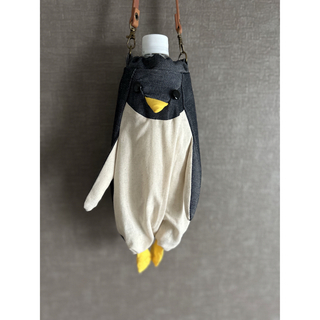 ペンギン　ペットボトルケース　保冷保温シート付(外出用品)