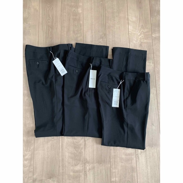 COMME CA ISM(コムサイズム)のコムサイズム 黒パンツ レディースのフォーマル/ドレス(スーツ)の商品写真