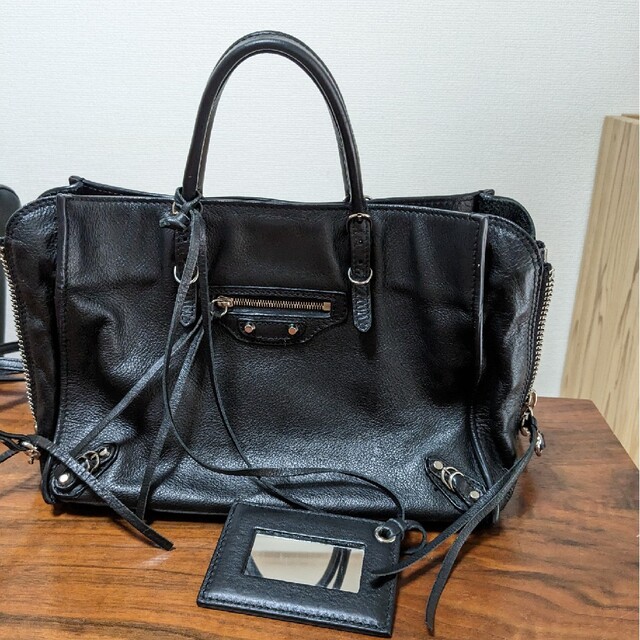 国内初の直営店 BALENCIAGA BAG - バレンシアガペーパーA6