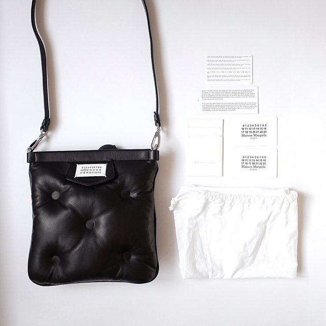 Maison Martin Margiela(マルタンマルジェラ)の新品 Maison Margiela glam slam フラットポケットバッグ メンズのバッグ(ショルダーバッグ)の商品写真