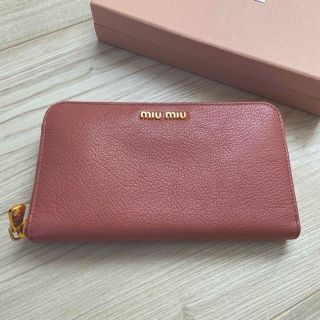 ミュウミュウ 財布(レディース)の通販 9,000点以上 | miumiuの ...