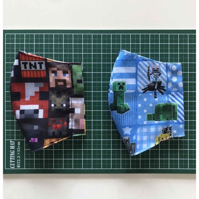 インナーマスク☆マイクラ　２枚セット☆マインクラフト　レゴ ハンドメイドのキッズ/ベビー(外出用品)の商品写真