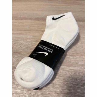 ナイキ(NIKE)の新品未使用　ナイキ　メンズソックス　3足 25-27cm(ソックス)