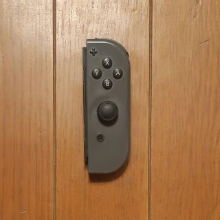 ニンテンドースイッチ(Nintendo Switch)のニンテンドースイッチ　ジョイコン　ジャンク品(携帯用ゲーム機本体)