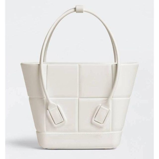 中古】 Bottega Veneta - 新品未使用!送料込み☆BOTTEGA VENETA☆ザ