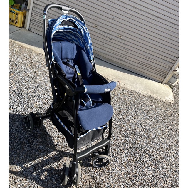 人気新品 Aprica - アップリカ 軽量4輪両対面 ラクーナエアー マリン