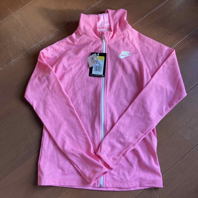 NIKE(ナイキ)のNIKE  ラッシュガード キッズ/ベビー/マタニティのキッズ服女の子用(90cm~)(水着)の商品写真