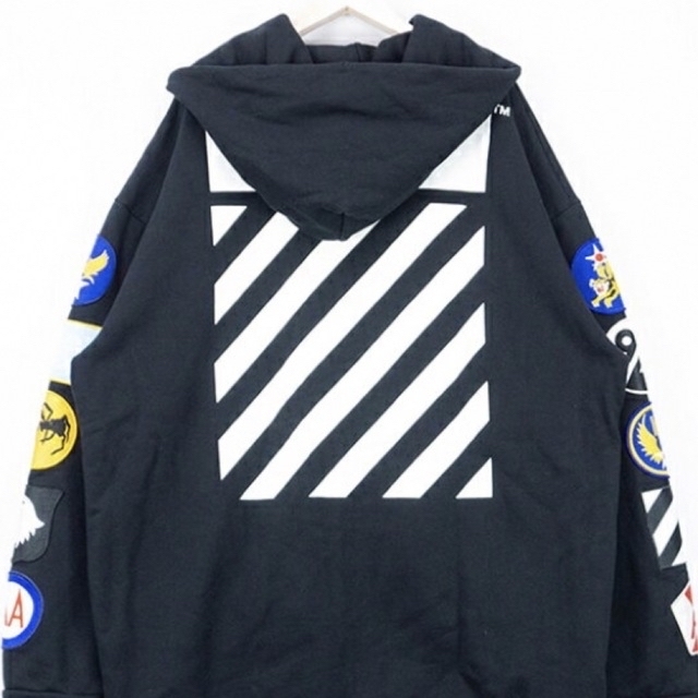 【2/26まで期間限定】OFF-WHITE HOODIEトップス