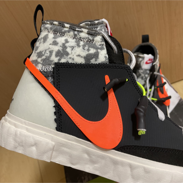 NIKE(ナイキ)のBLAZER MID/READYMADE メンズの靴/シューズ(スニーカー)の商品写真