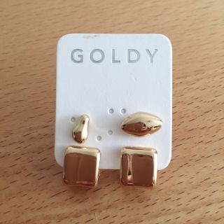 ゴールディ(GOLDY)のGOLDY セットピアス(ピアス)