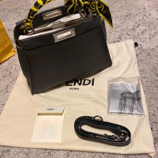 フェンディ(FENDI)のFENDIピカブーレギュラーサイズ(ハンドバッグ)