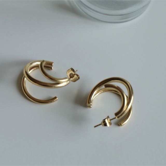 Plage(プラージュ)のNo.P2231⌇asymmetry pierce ❪gld❫ ⌇18Kcoat レディースのアクセサリー(ピアス)の商品写真