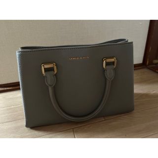 チャールズアンドキース(Charles and Keith)のチャールズアンドキース　鞄(ハンドバッグ)