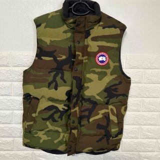 カナダグース(CANADA GOOSE)のカナダグース　CANADA GOOSE ダウンベスト　カモフラージュ　迷彩(ダウンベスト)