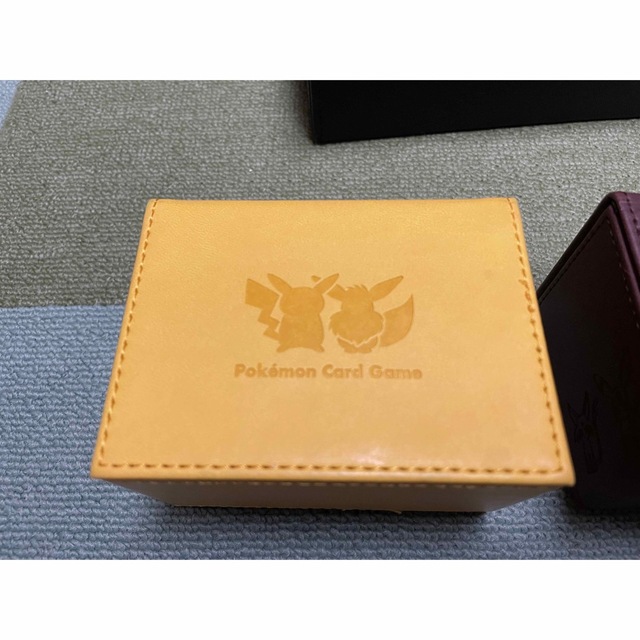 カード　デッキケース　フリップ エンタメ/ホビーのトレーディングカード(カードサプライ/アクセサリ)の商品写真