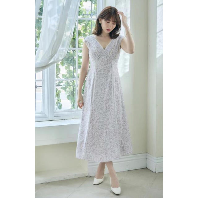 Lace Trimmed Floral Dress herlipto フローラル