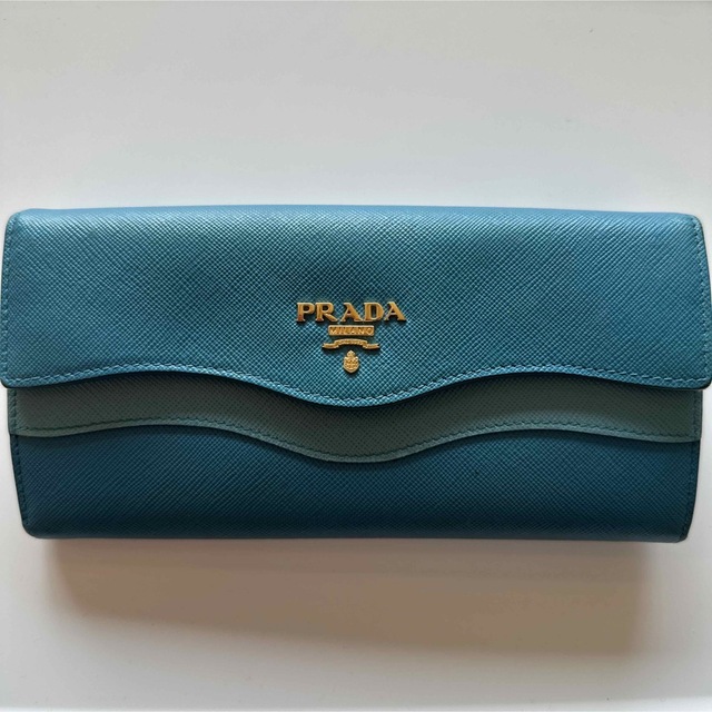 PRADA 長財布　ブルー