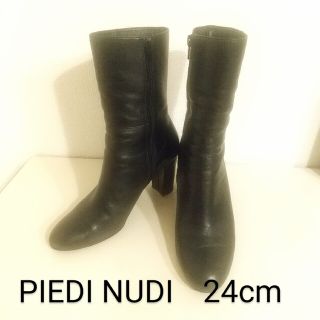 ピエディヌーディ(PIEDI NUDI)の美品＊PIEDI NUDI　ピエディヌーディ　ブーツ(ブーツ)