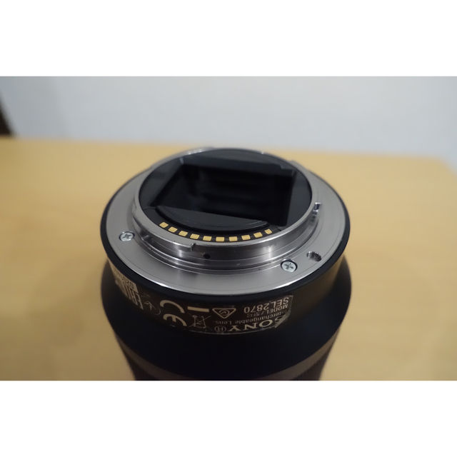 SONY(ソニー)のSONY 交換レンズ　FE 28-70mm F3.5-5.6 スマホ/家電/カメラのカメラ(レンズ(ズーム))の商品写真