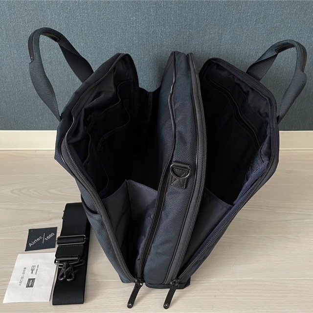 吉田カバン(ヨシダカバン)のPORTER  ポーター   ビジネスバッグ  ステージ STAGE  ネイビー メンズのバッグ(ビジネスバッグ)の商品写真