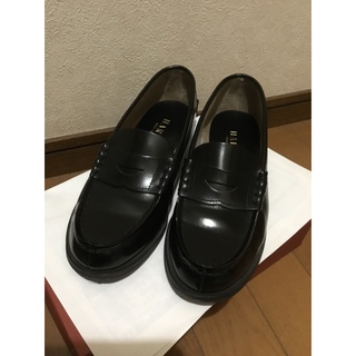 ハルタ(HARUTA)のハルタ　ローファー　本革　23.5cm E 黒(ローファー/革靴)