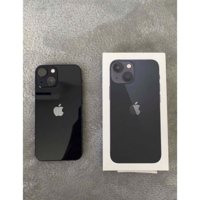 Apple iPhone 13本体ブラック128gb 開封未使用 スマホ/家電/カメラのスマートフォン/携帯電話(スマートフォン本体)の商品写真