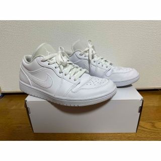 ジョーダン(Jordan Brand（NIKE）)の27cm WMNS NIKE AIR JORDAN 1 LOW(スニーカー)