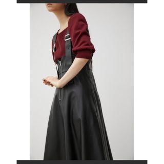 アズールバイマウジー(AZUL by moussy)のFAUX LEATHER Z-UP JUMPER SKIRT(サロペット/オーバーオール)