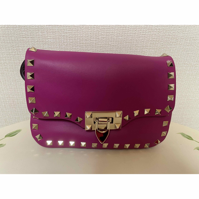 ヴァレンティノガラバーニィロックスタッズショルダーbag